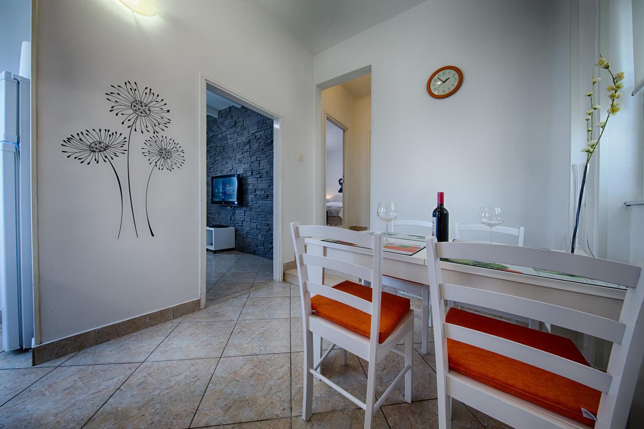 Apartment Jure Vis Extérieur photo