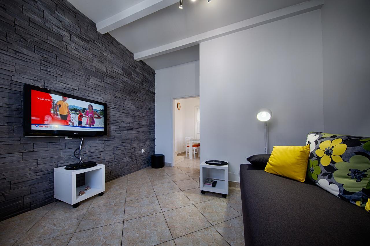Apartment Jure Vis Extérieur photo