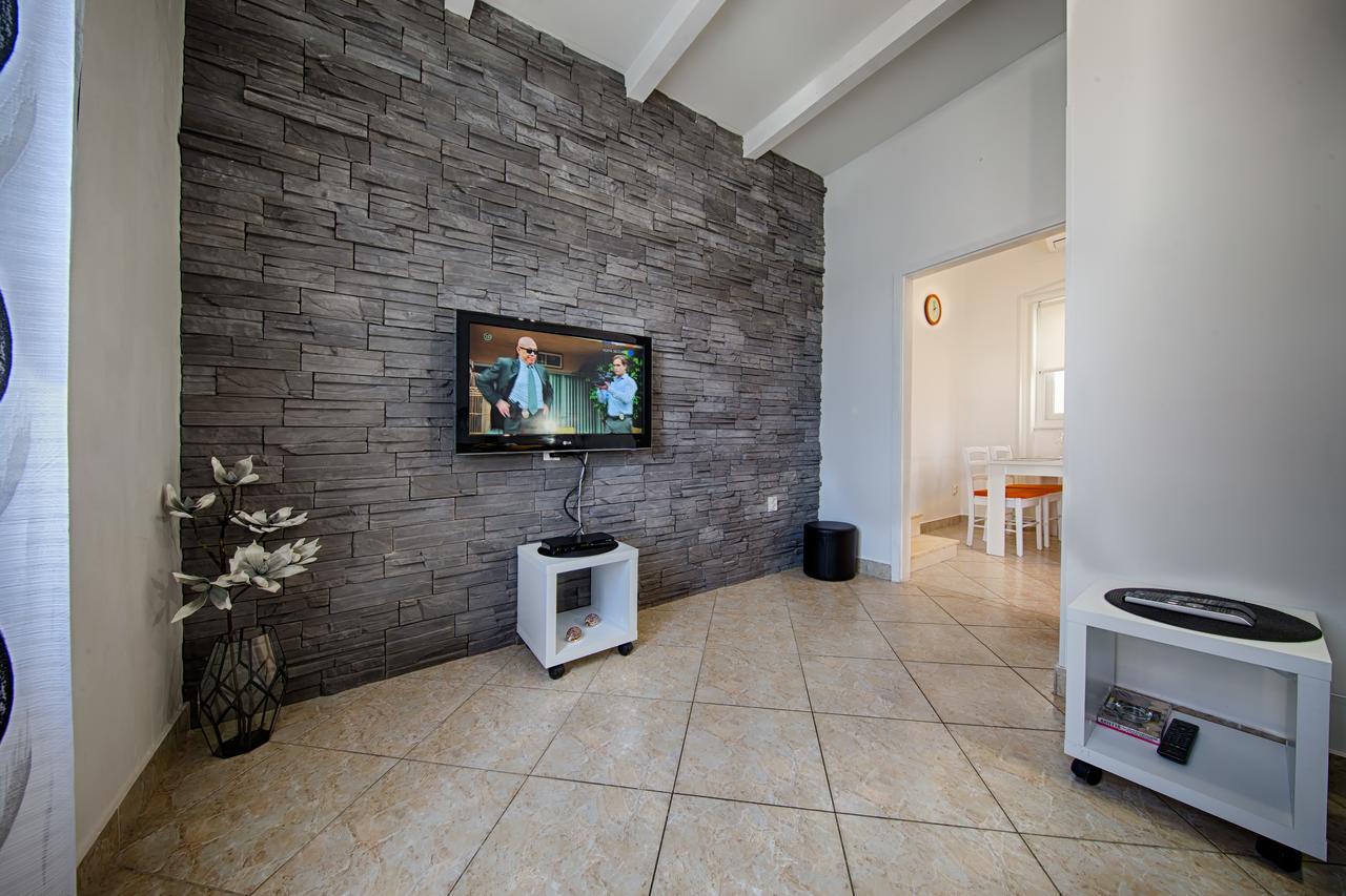 Apartment Jure Vis Extérieur photo
